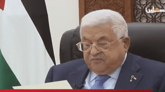 الرئيس محمود عباس: